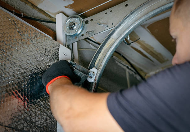 Affordable Garage Door solutions in Sandy Hook, CT